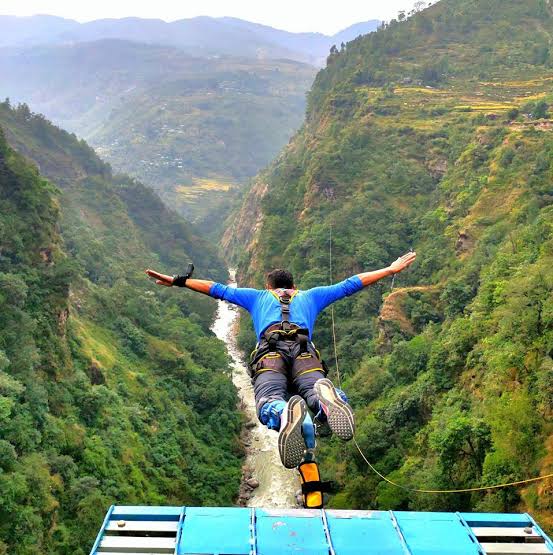 Bungee Jumping